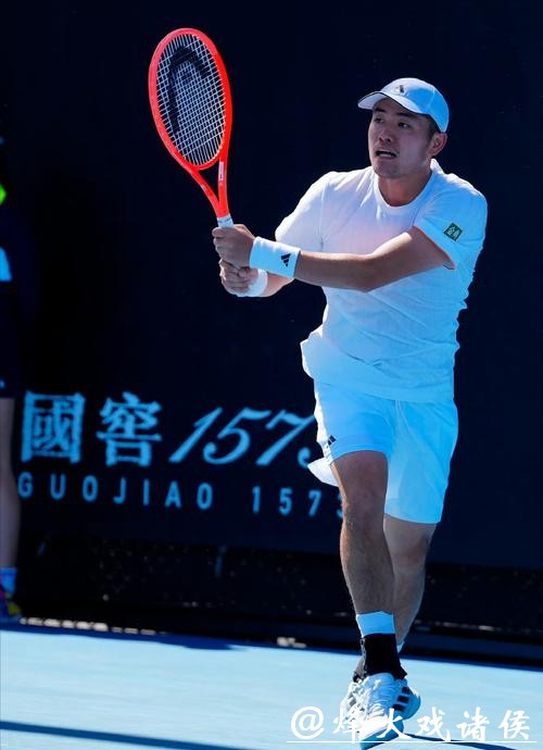 吴易昺鏖战五盘不敌斯皮齐里 止步澳网男单第二轮